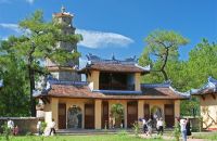 Top 10 địa điểm du lịch hấp dẫn nhất Việt Nam